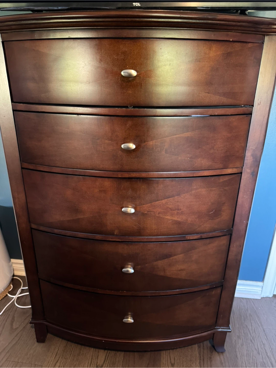 Dark Wood Bedroom Furniture Set - photo 4