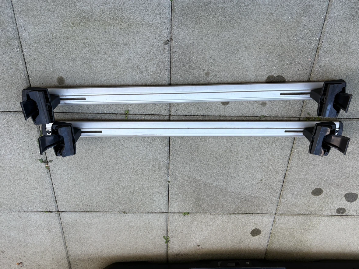 Thule Roof Rack Crossbars for 2022 Nissan Rogue - photo 4