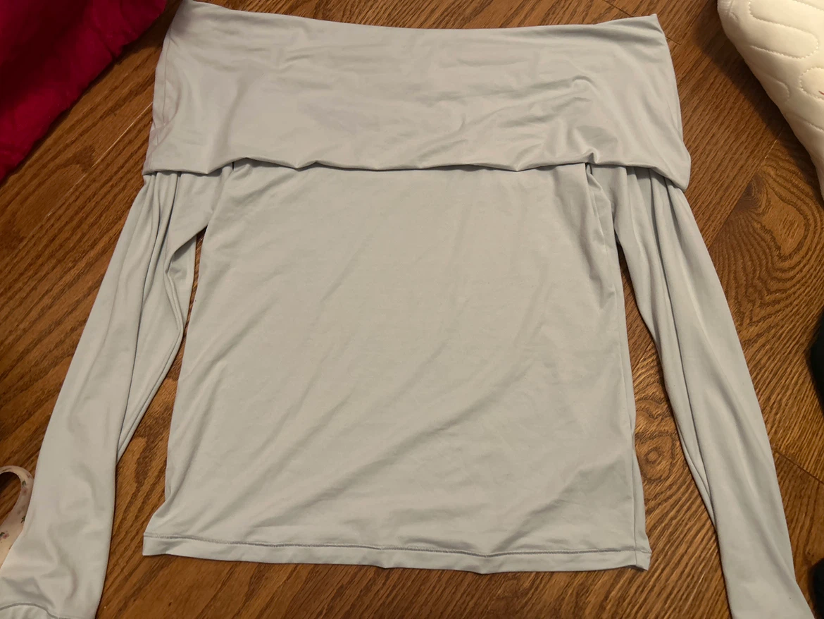 Aritzia off-the-shoulder top - photo 2