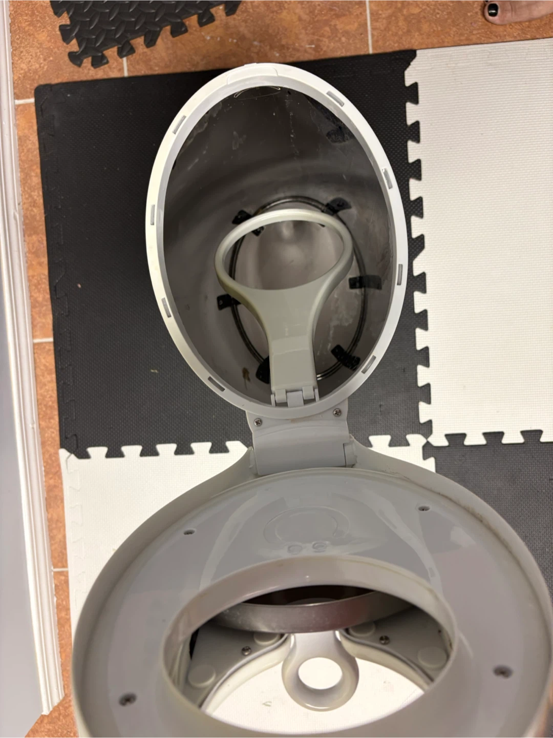 Ubbi Stainless Steel Diaper Pail - photo 4