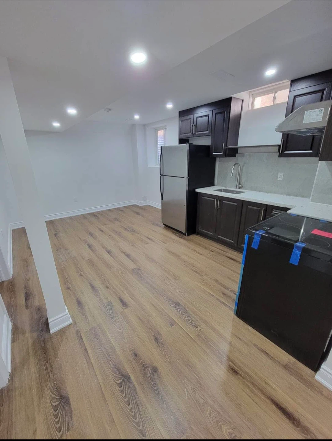 2 Bed and 1 bath basement for rent - photo 2