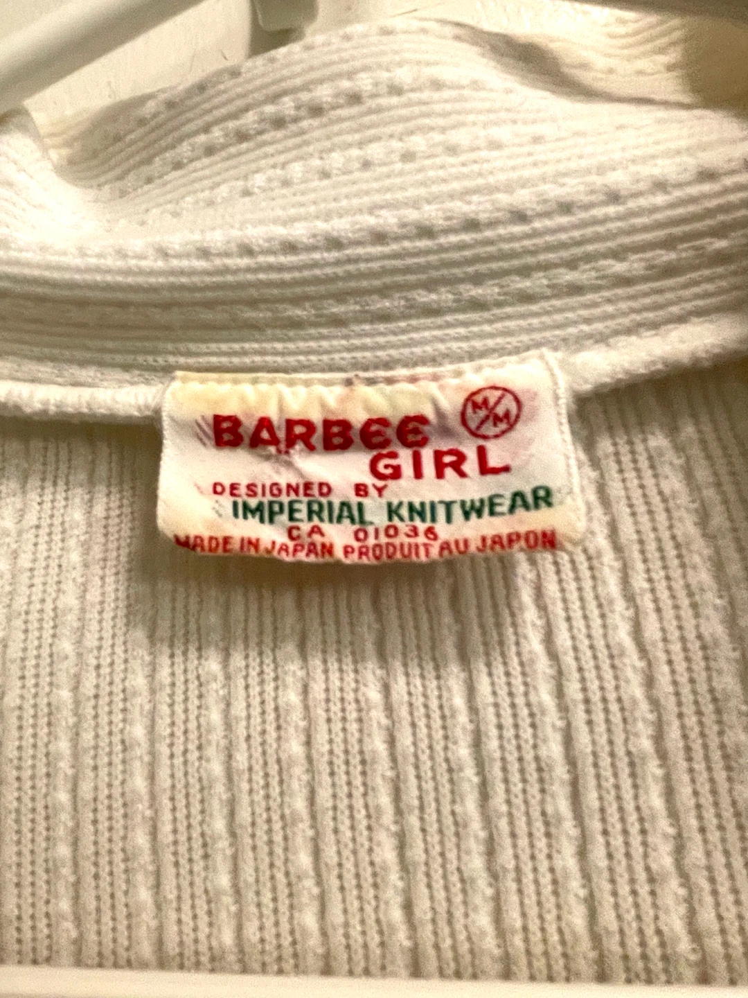 Barbee Girl V-Neck Knit Vintage Shirt - photo 2