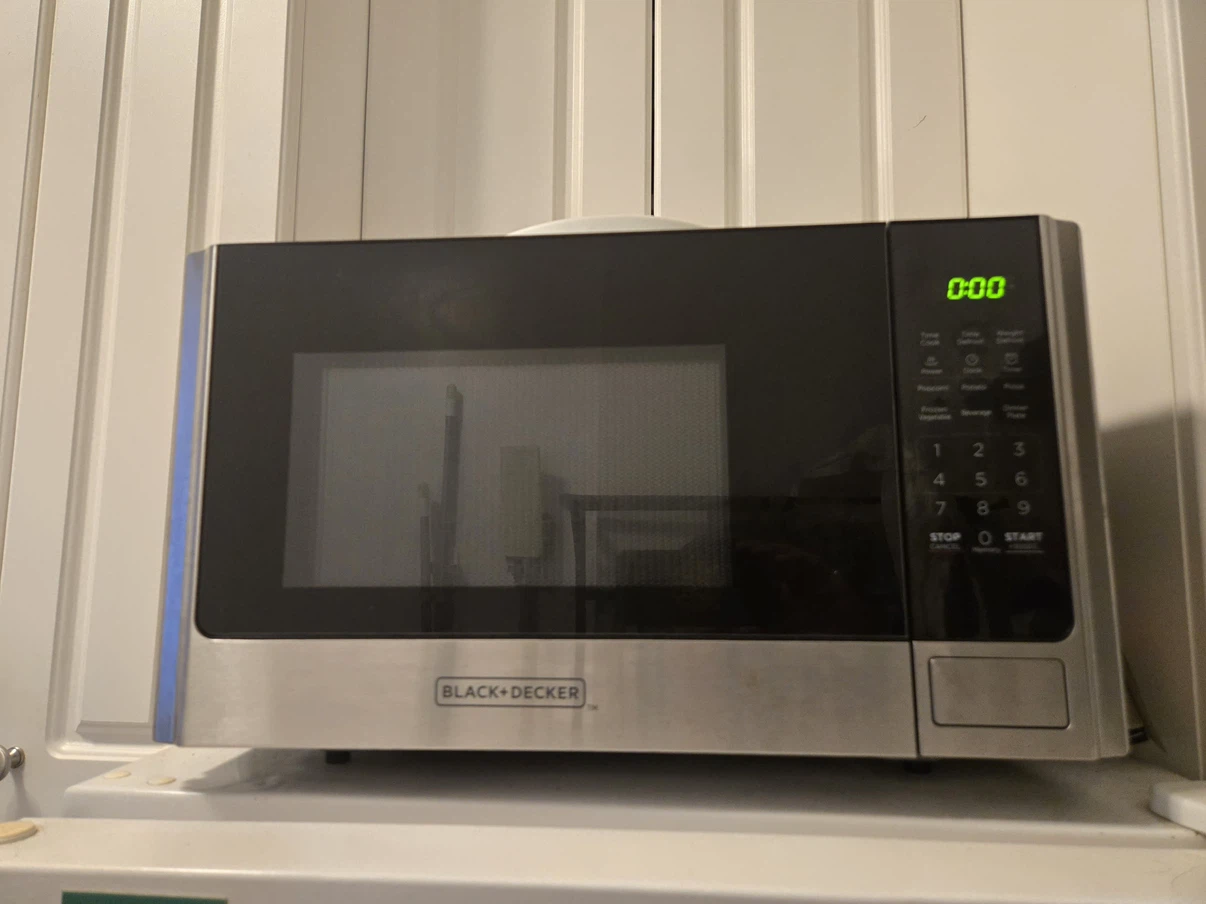 Black+Decker Microwave Oven