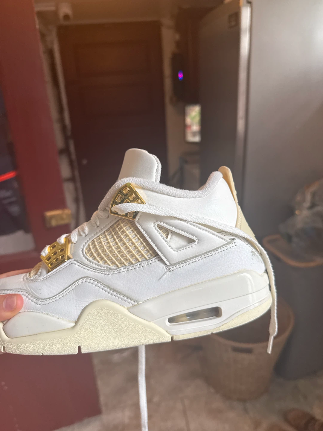 Air Jordan 4 Retro White Metallic Gold