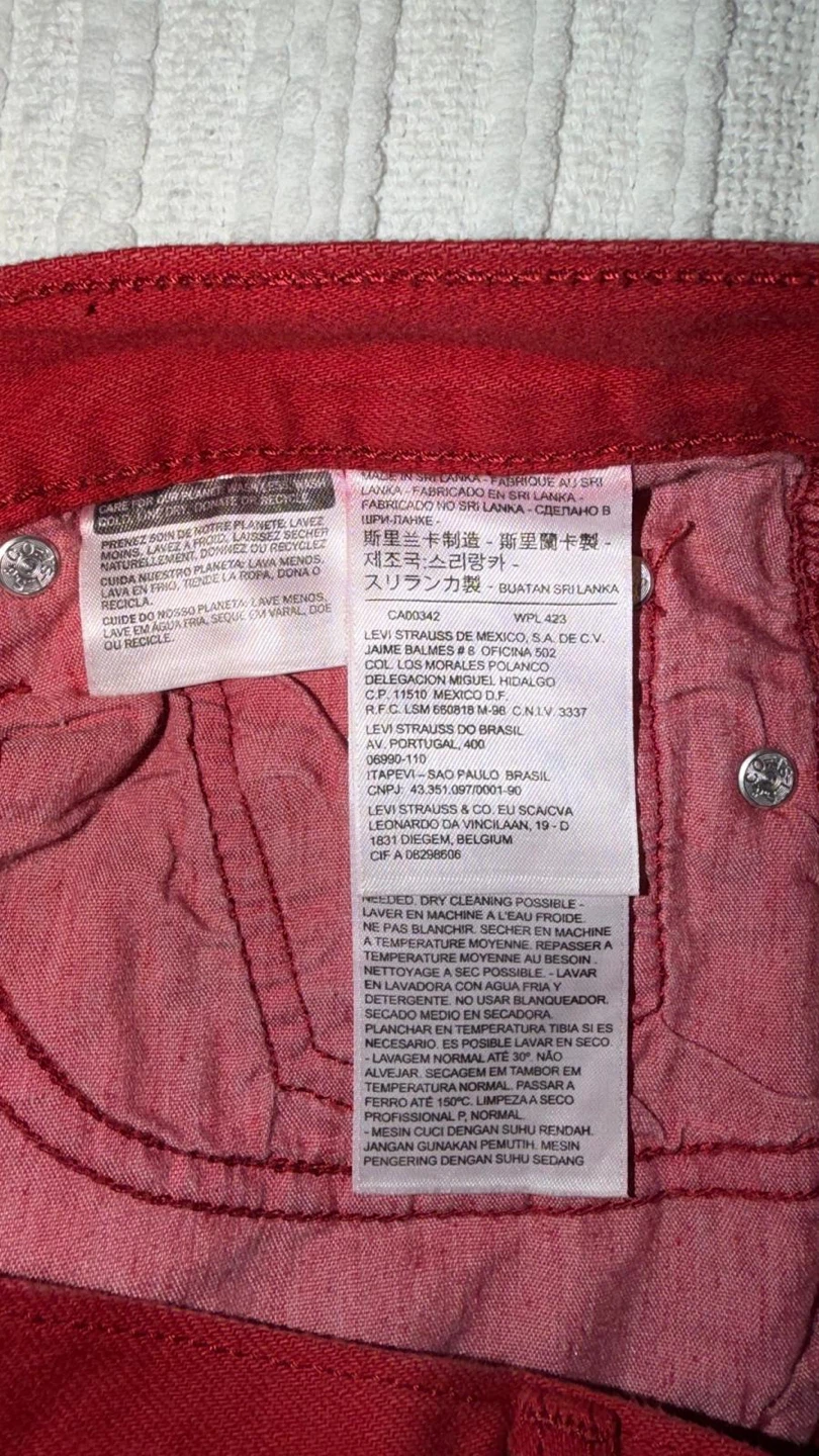 Levi's Red Jeans Size 28 - photo 2