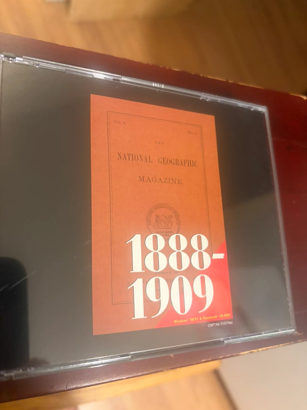 The complete National Geographic on CD-ROM 1888-1990s - photo 2
