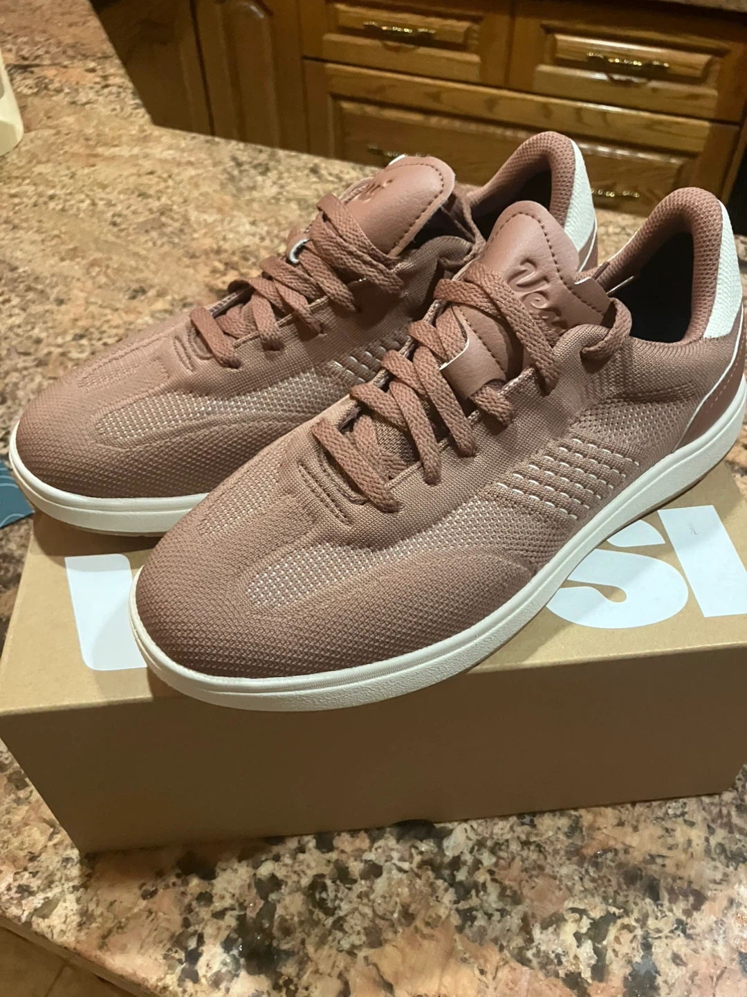 Vessi shoes men size 9.5 brand new! - photo 3