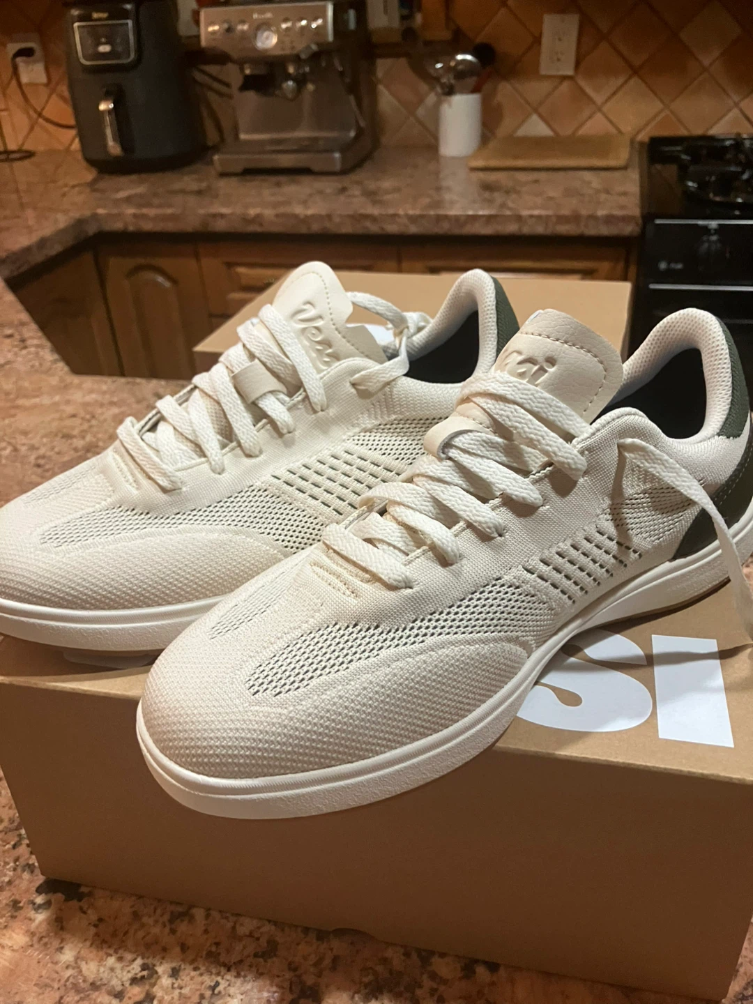 Vessi shoes men size 9.5 Brand New! - photo 4