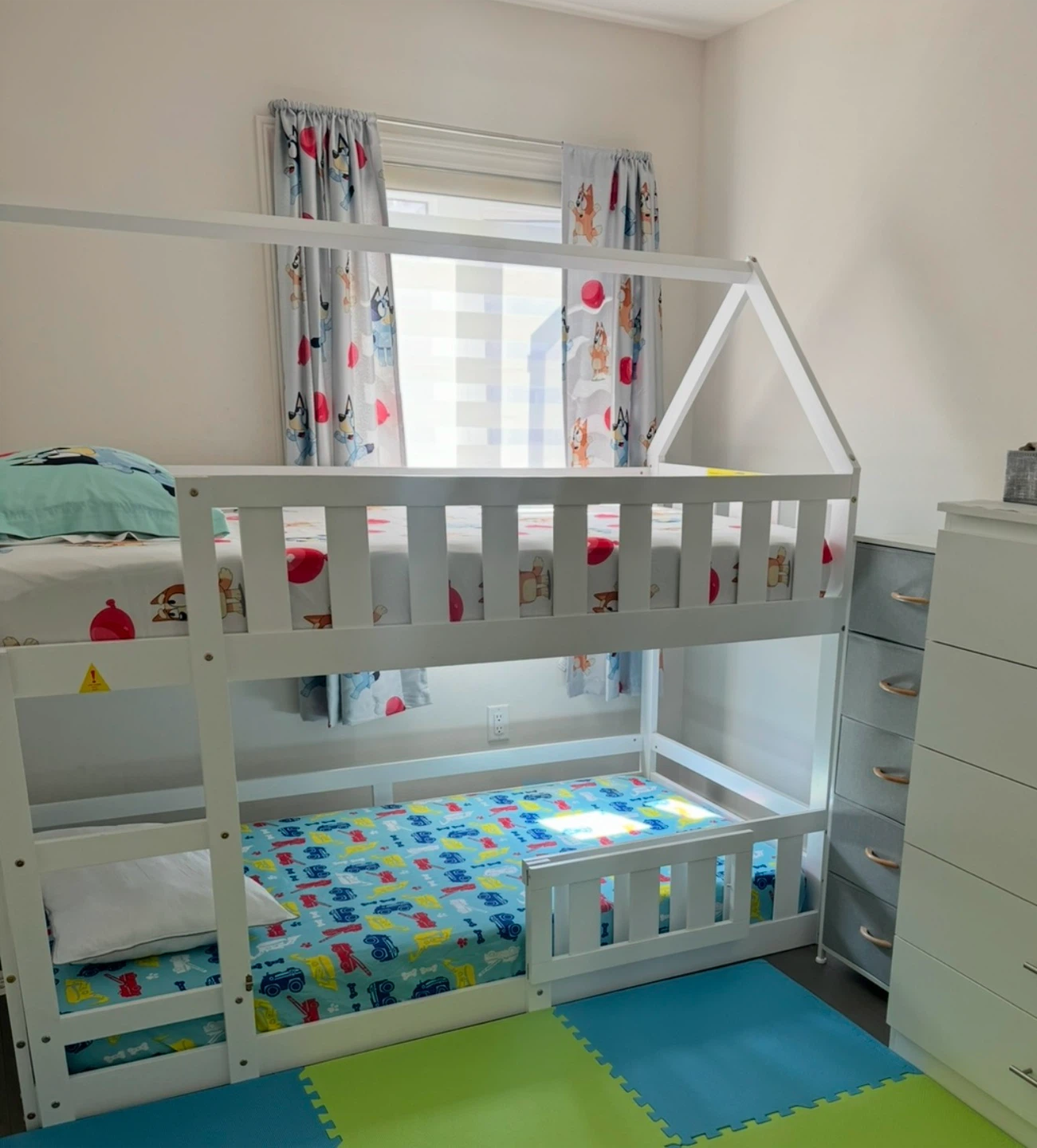 White House-Style Kids Bunk Bed