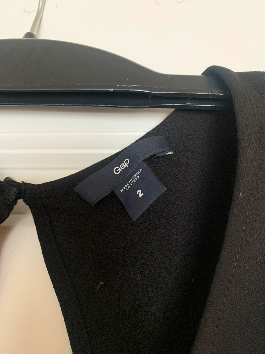 Gap black sleeveless dress