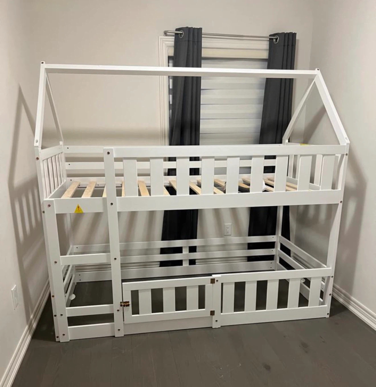 White House-Style Kids Bunk Bed - photo 2