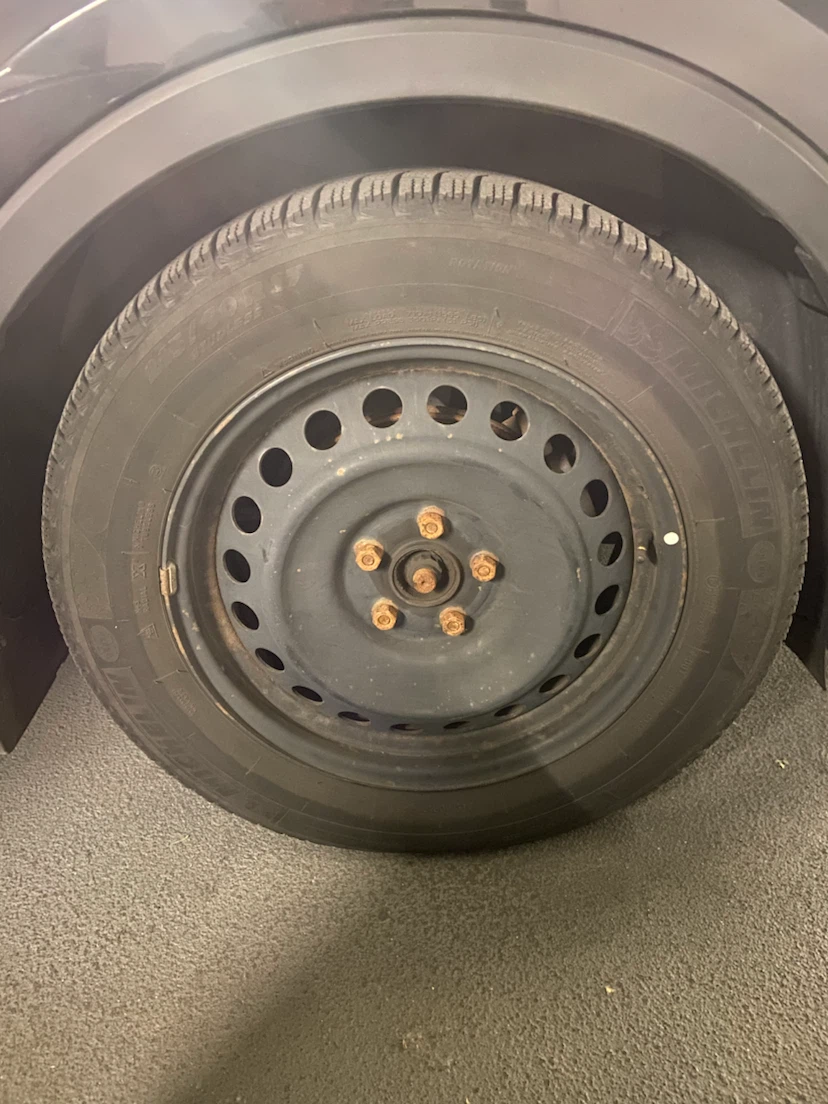 Set of 4 winter tires on rims