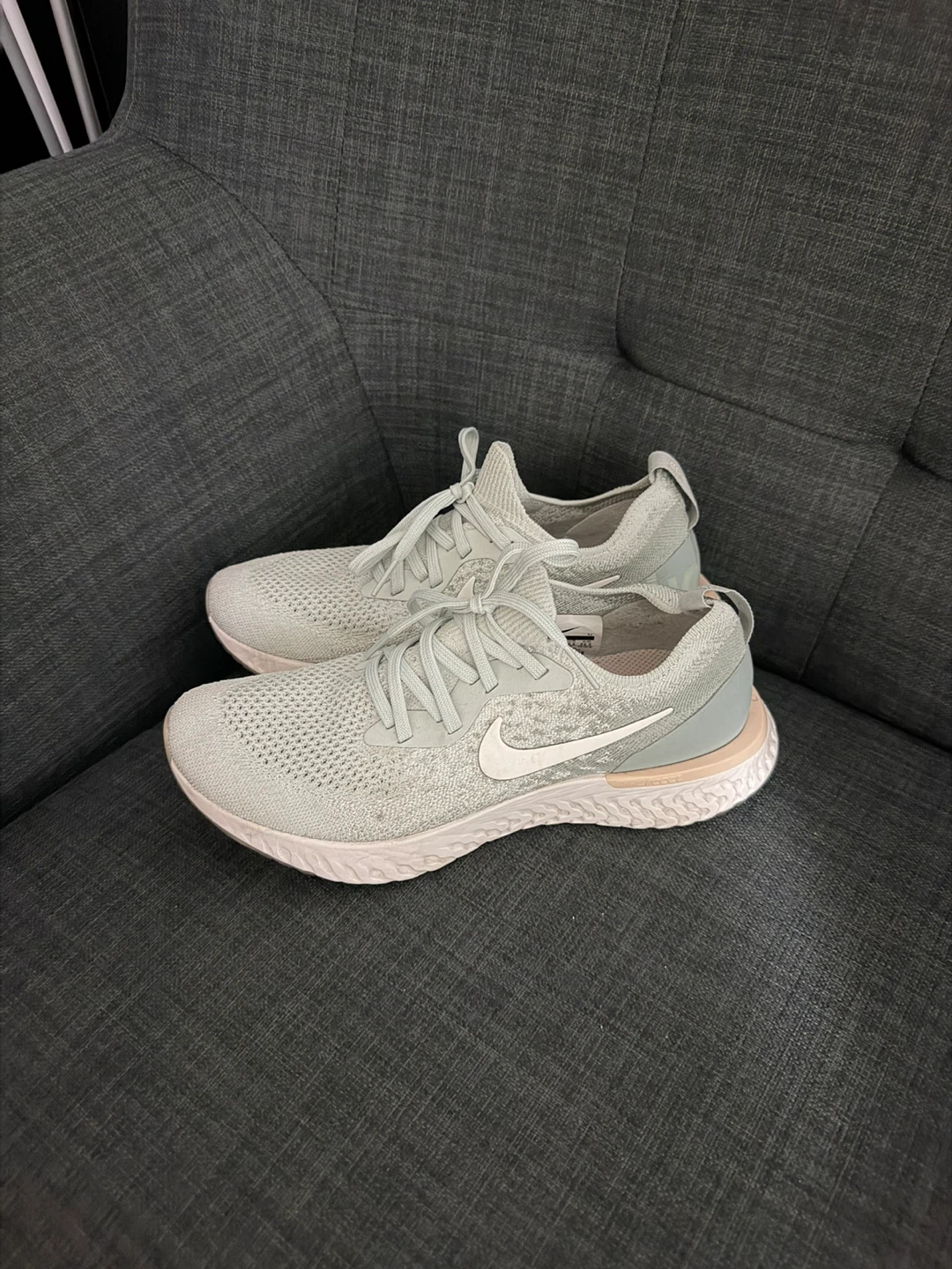Nike Epic React Sneakers Size 7.5 - photo 3