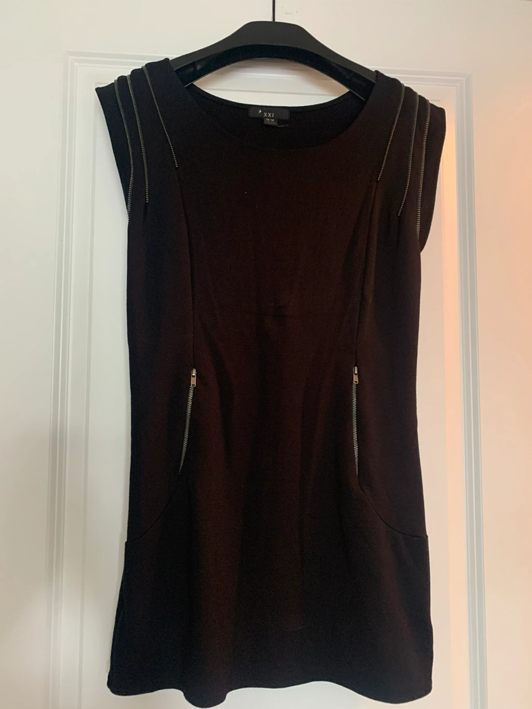 XXI Black Zip-Detail Dress