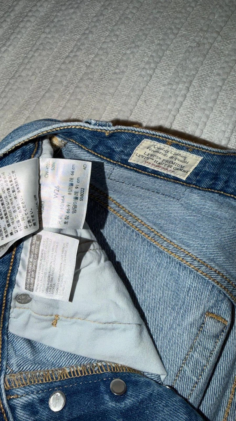 Levi's 501 Original Denim Shorts - Size 26 - photo 3