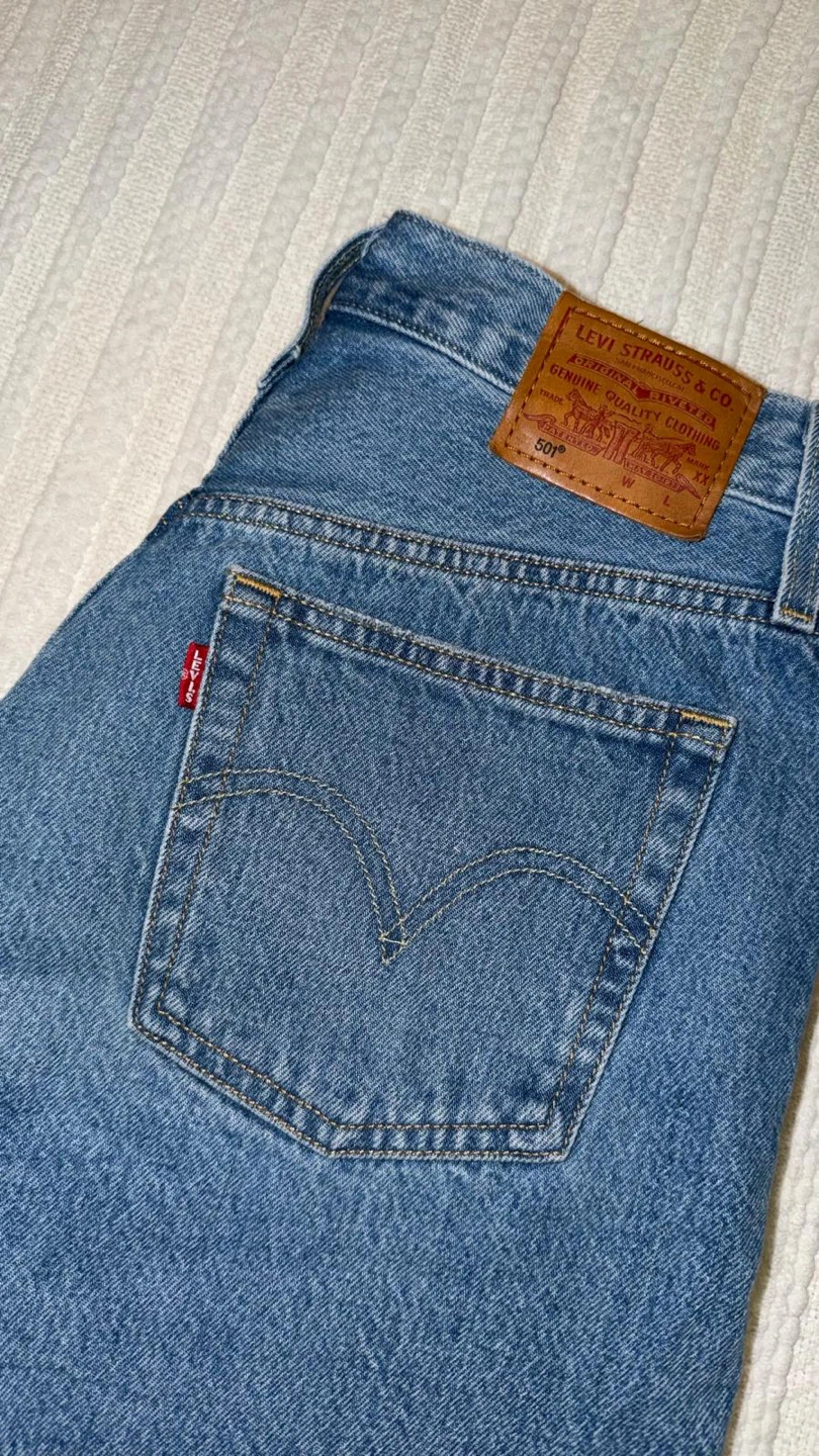Levi's 501 Original Denim Shorts - Size 26 - photo 2
