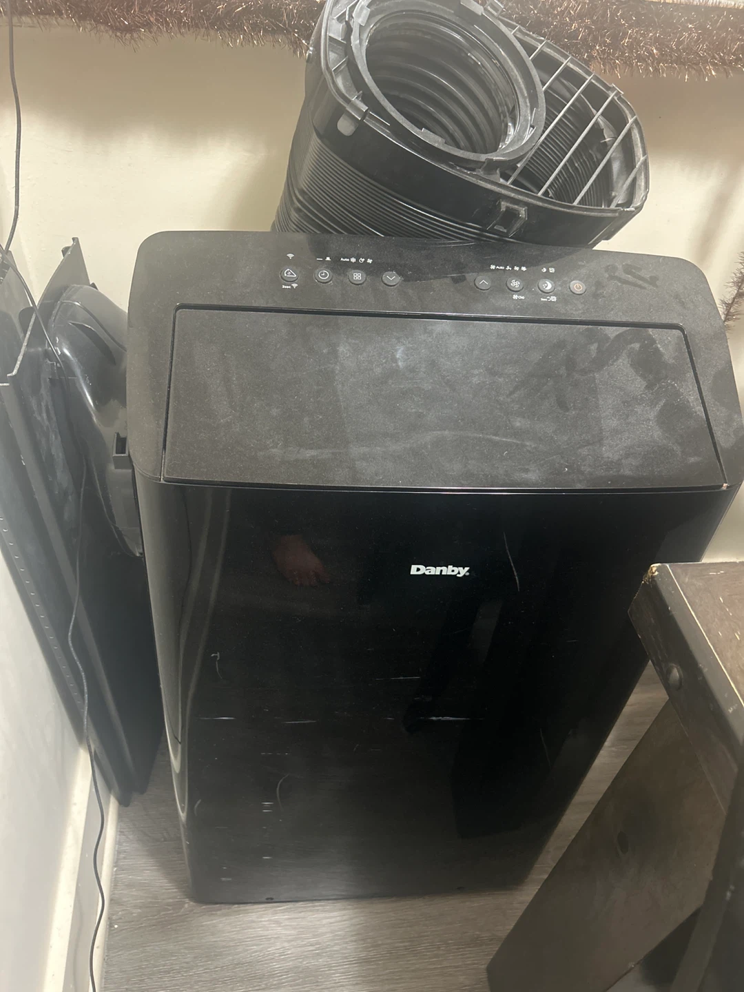 Insignia window and Danby portable air conditioner - photo 2