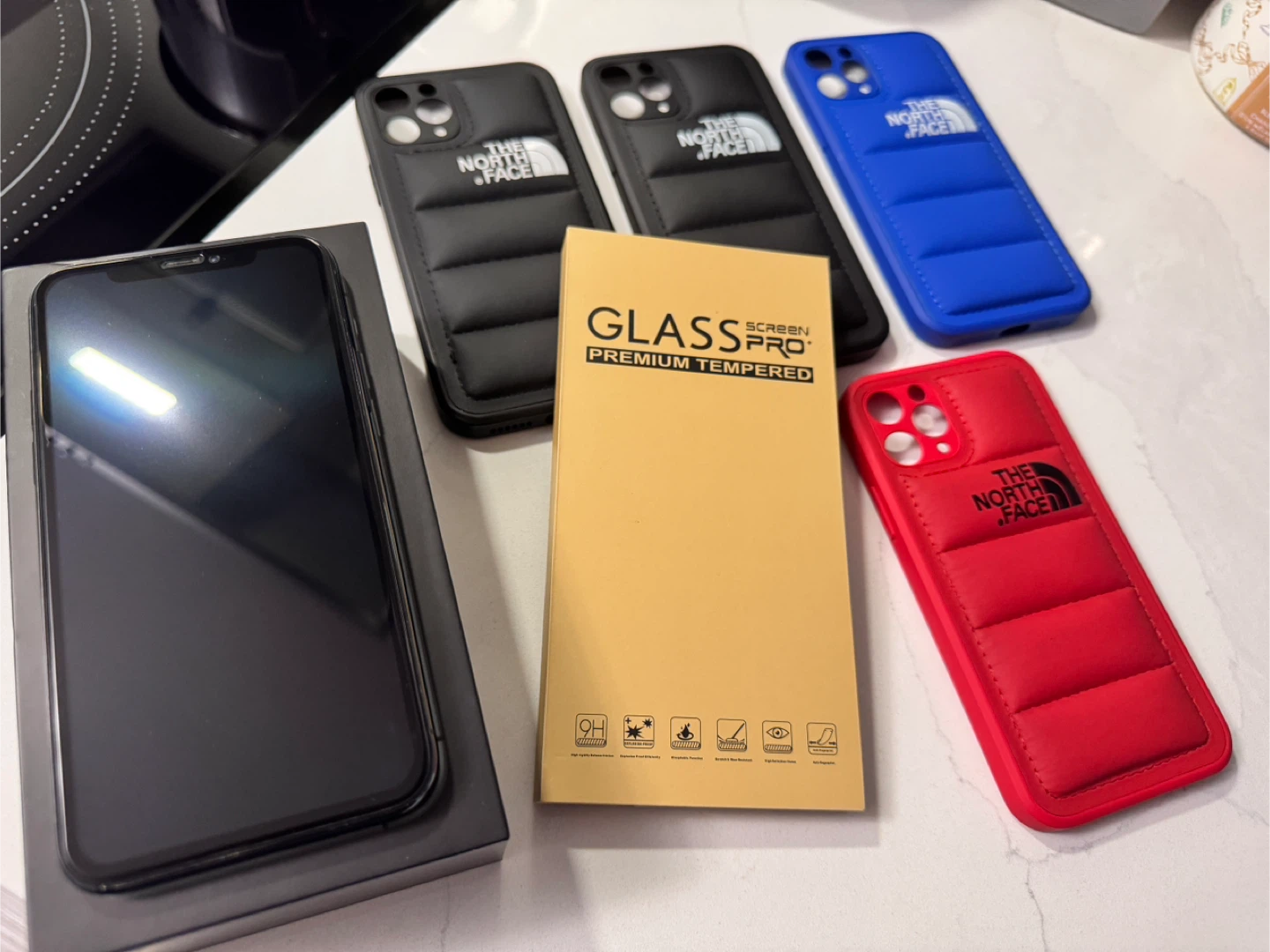Apple iPhone 11 Pro 64GB Midnight Green w/ Box + 4 Cases