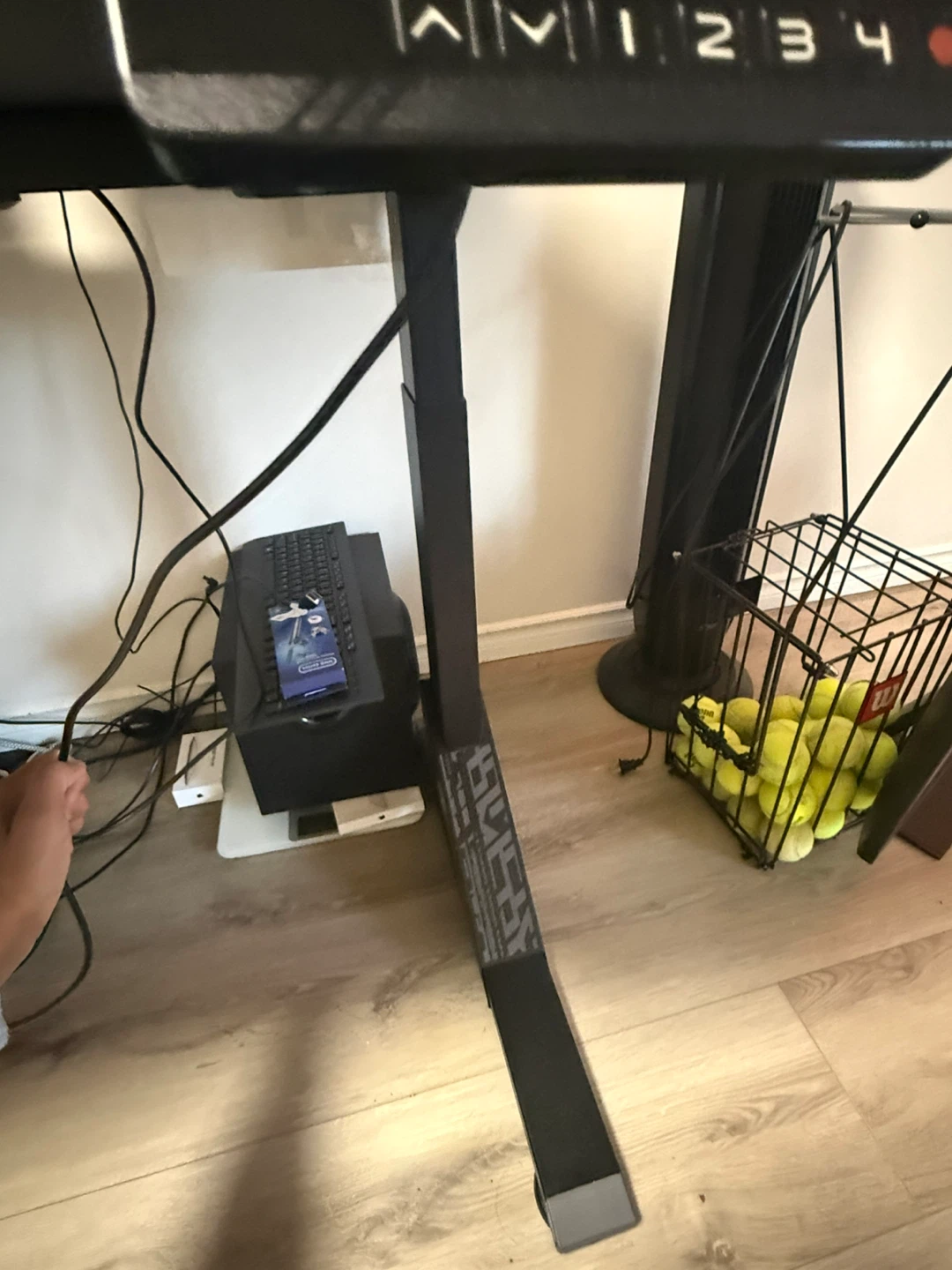 Electric Standing Gaming Desk - photo 2