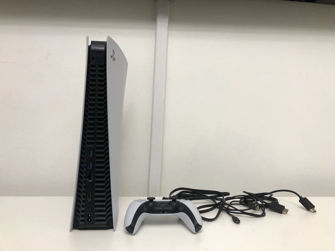 Sony PlayStation 5 Console with one controller (digital edition) - photo 4