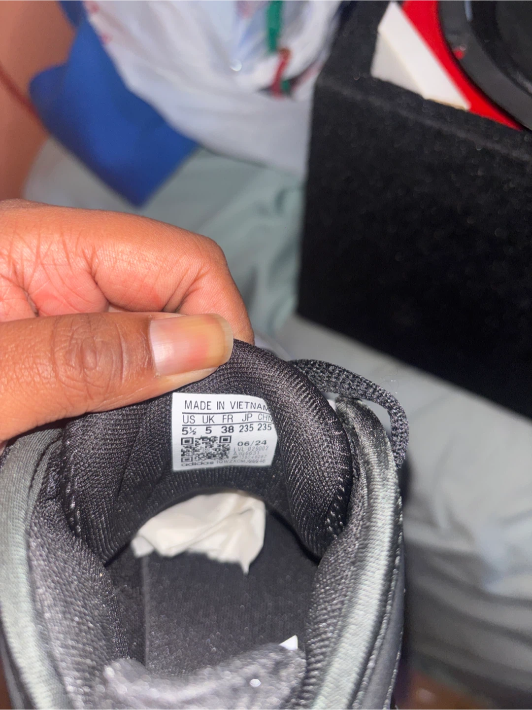 New Adidas Bounce Legends Basketball Shoes - photo 3