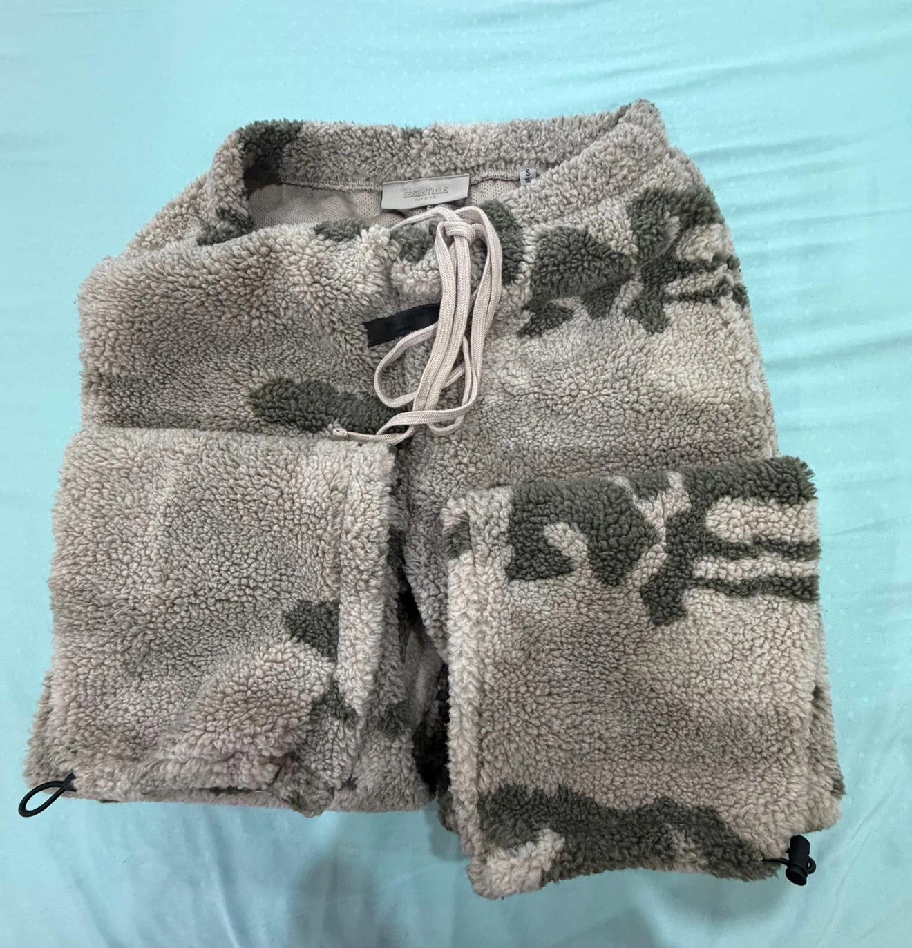 Essentials Fear of God Fleece Sweatpants - photo 3