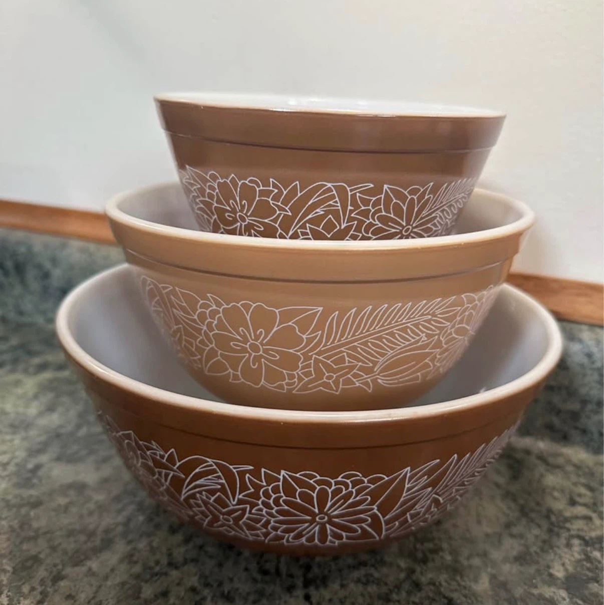 Pyrex Woodland Mixing Bowl Set - photo 4