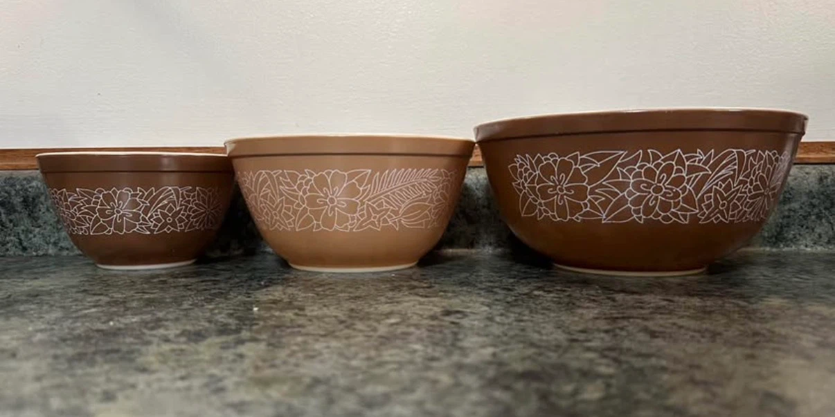Pyrex Woodland Mixing Bowl Set - photo 5