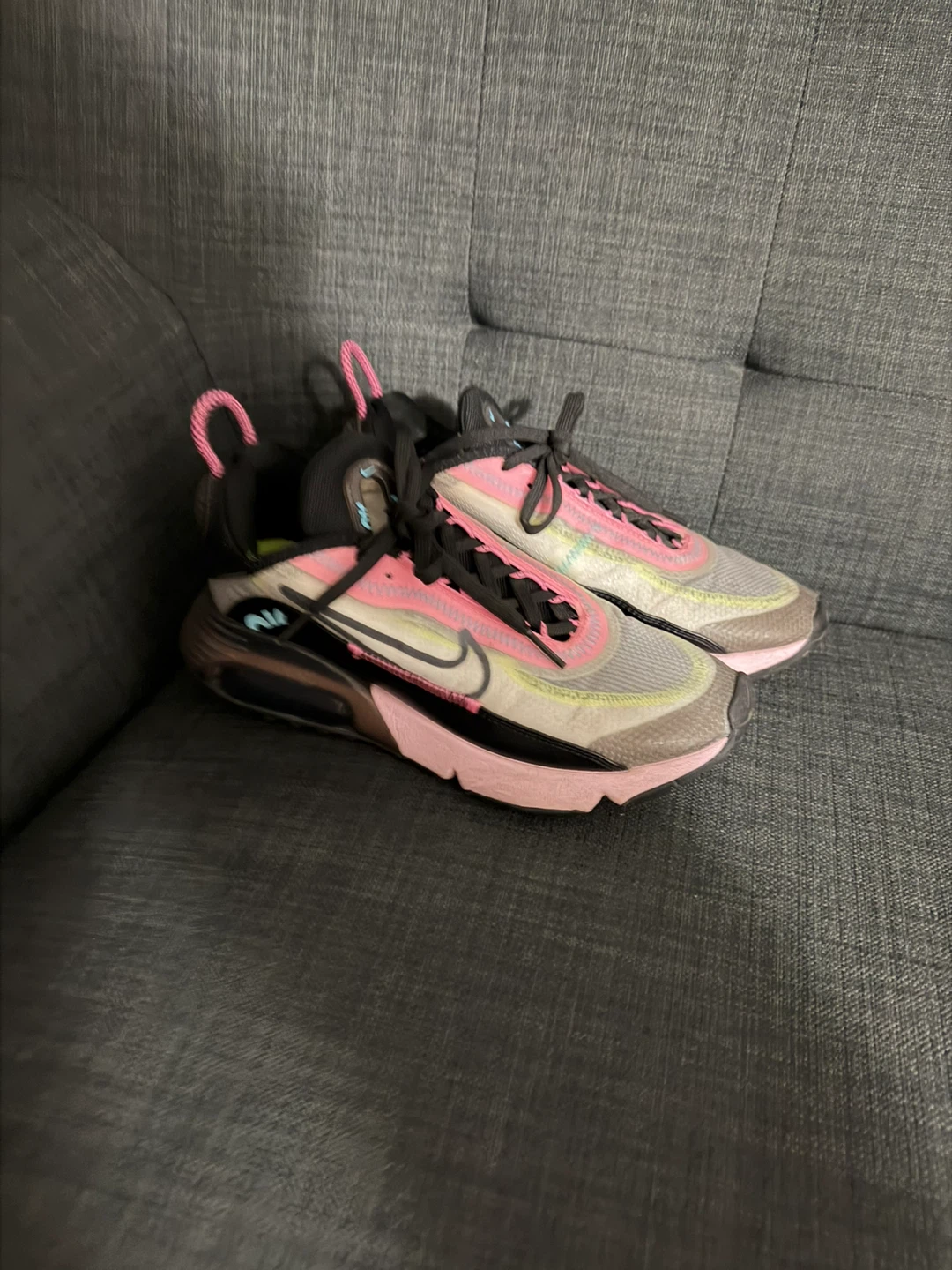 Nike Air Max 2090 Sneakers Size 6
