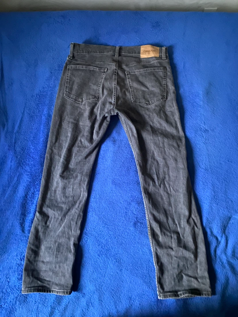 Calvin Klein Slim Straight Fit Jeans
