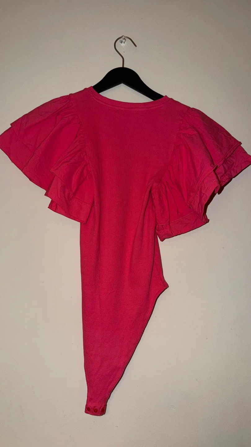 Zara Hot Pink Ruffled Bodysuit - photo 3