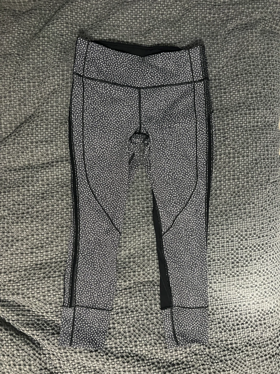 Lululemon Patterned Leggings Size 8