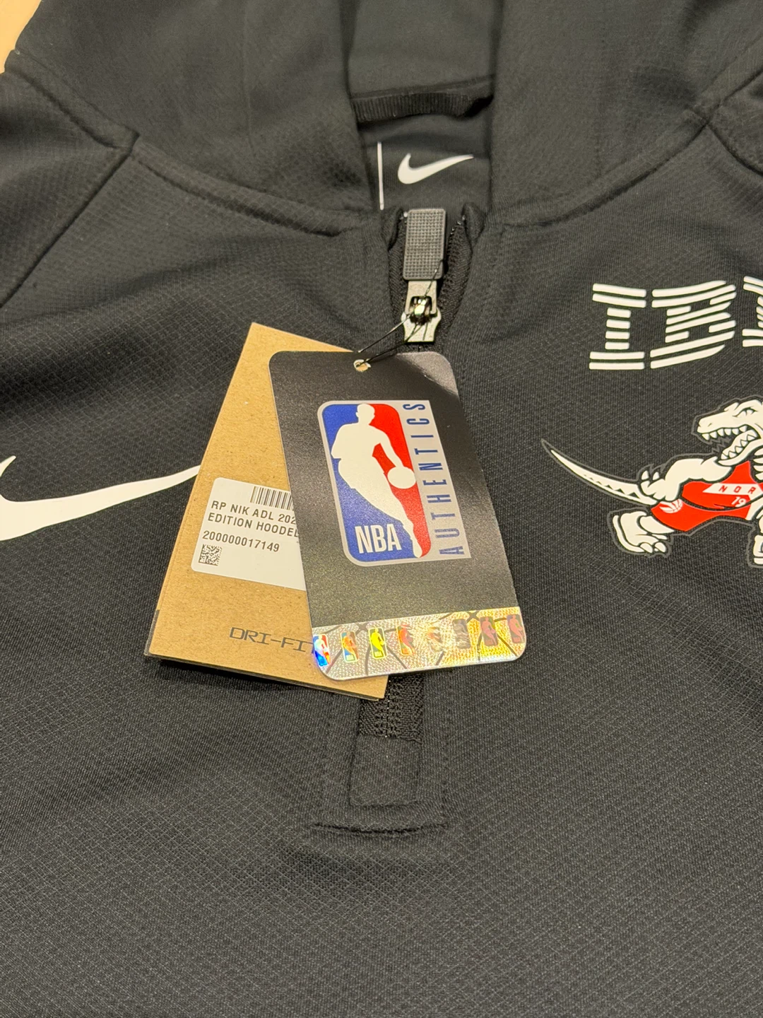 Nike Toronto Raptors City Edition Hoodie - photo 4