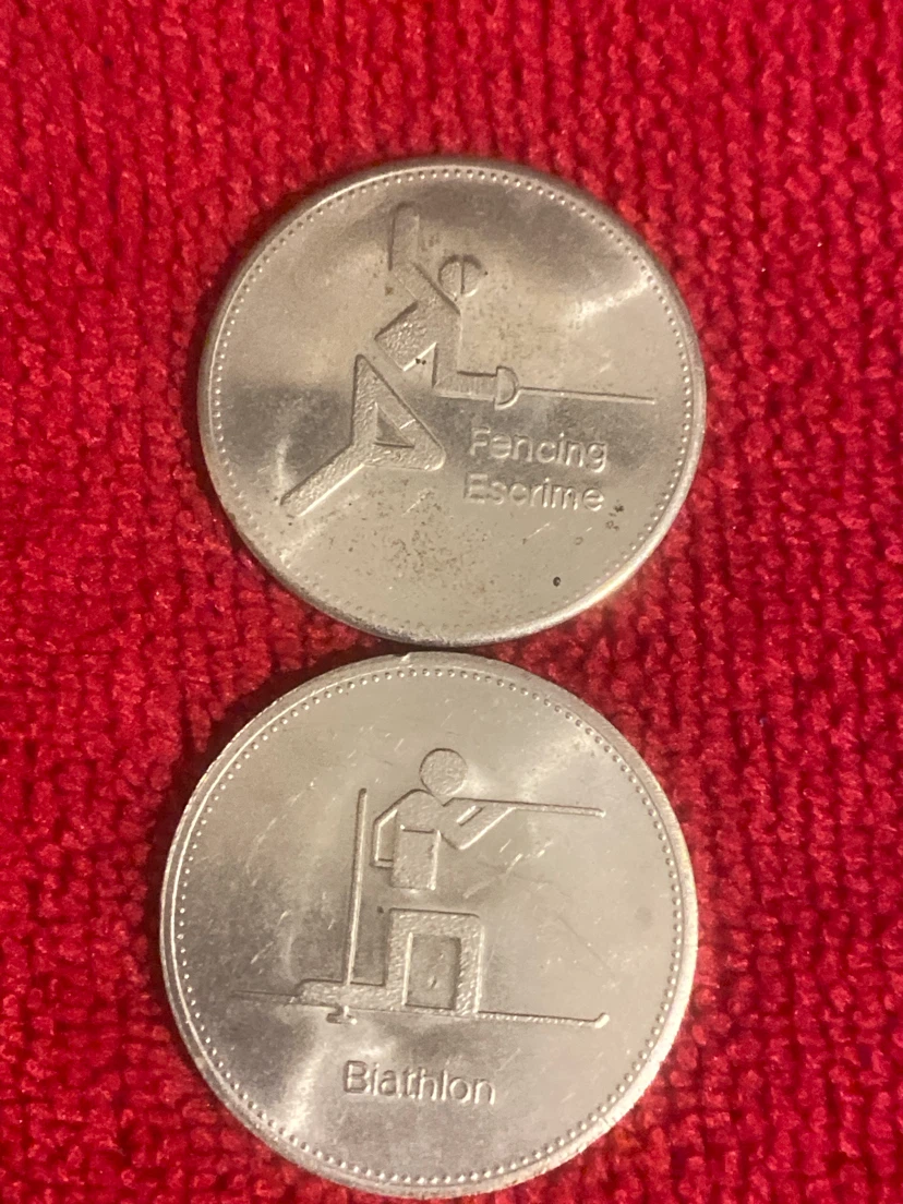 2 Olympic Trust of Canada Tokens - photo 2
