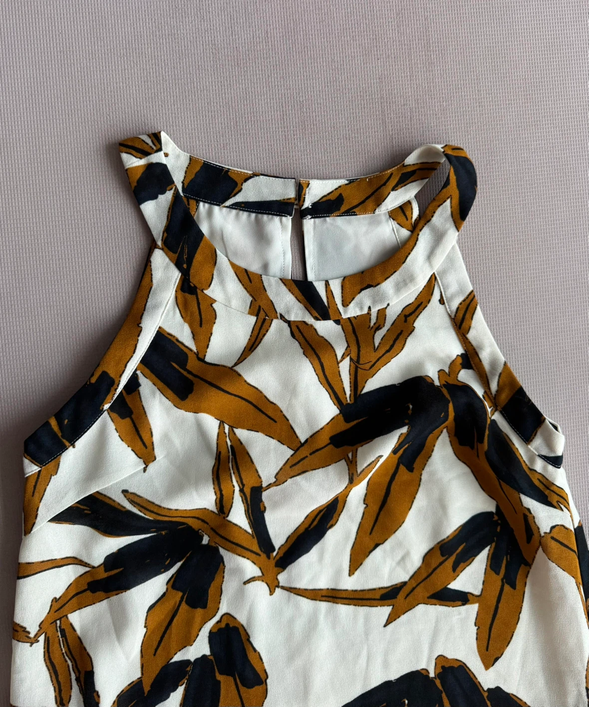 Sleeveless Leaf Print Halter dress - photo 2