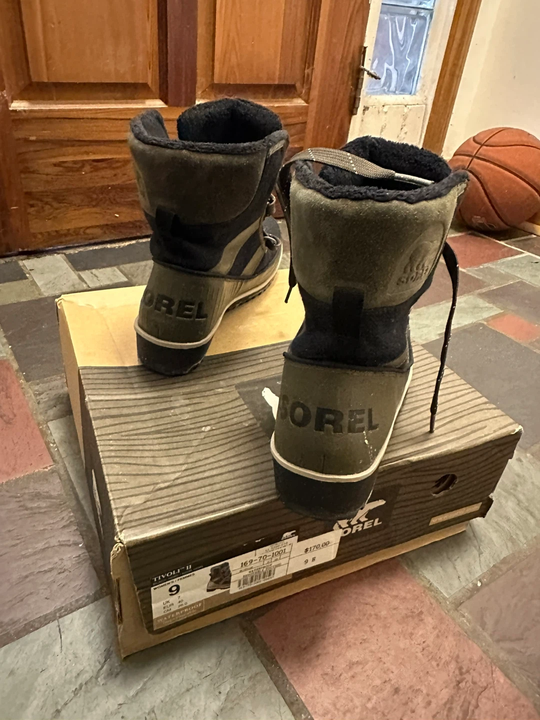 Sorel Tivoli II Waterproof Boots Women's Size 9 - photo 2