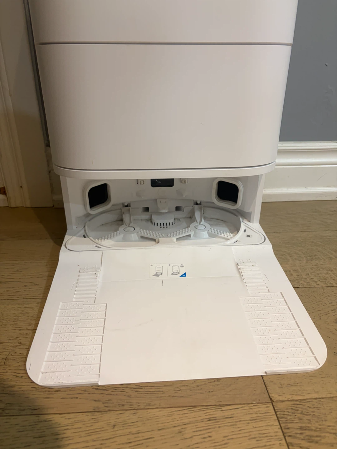 Dreame E30 Ultra Base Station Only – No Robot - photo 2