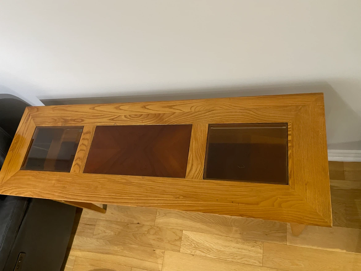 Oak Console Table with Glass Inserts from Leons - photo 3