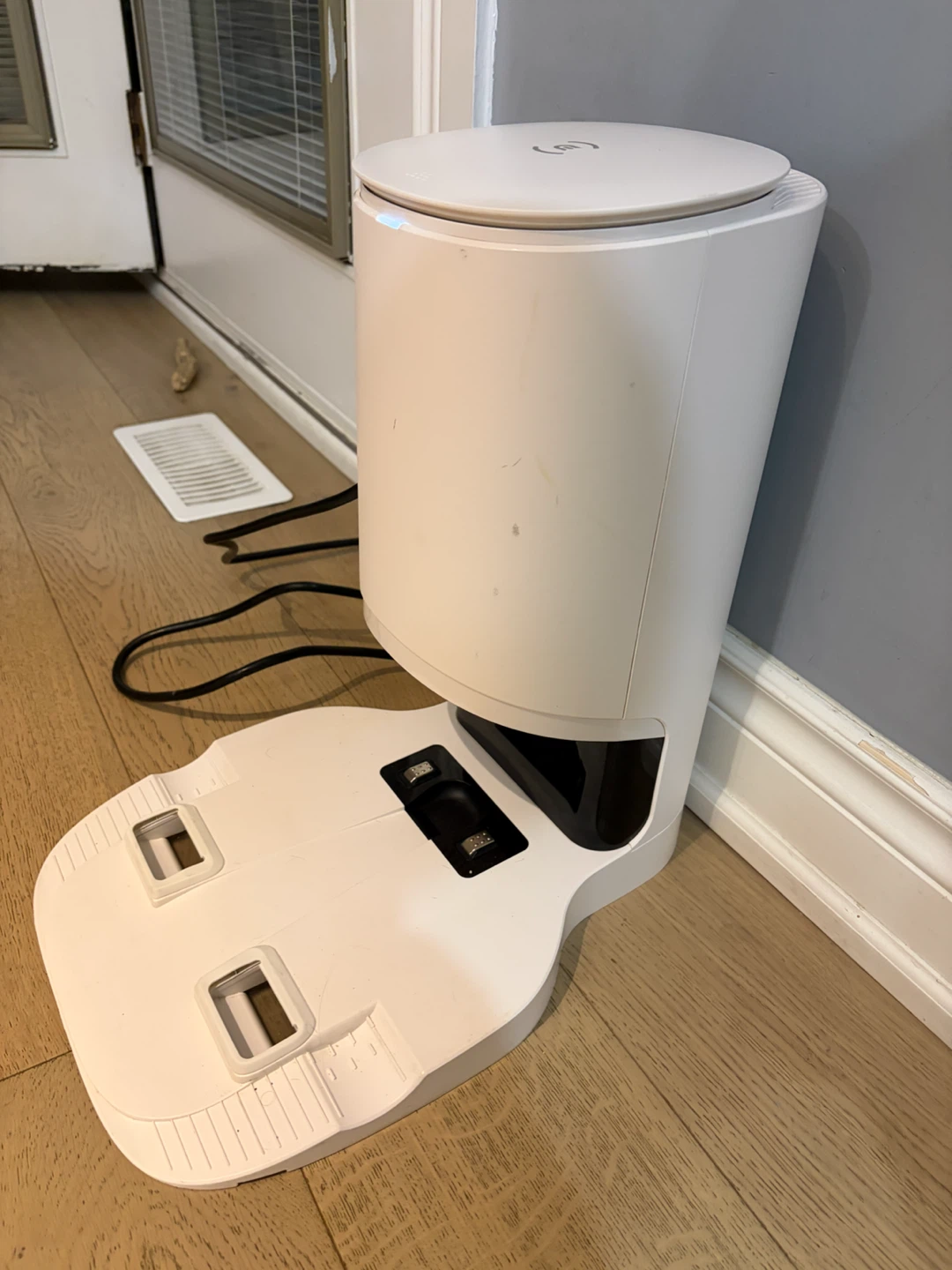 Ecovacs DEEBOT Auto-Empty Station Base Only – No Robot - photo 2