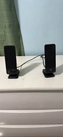 Genuine Logitech R-10 Computer PC Speakers (Model S-0152A1)