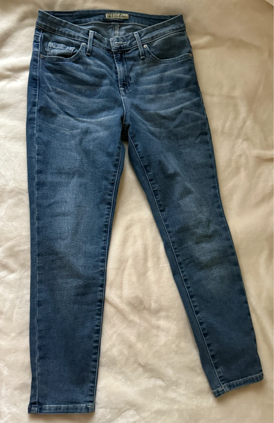Guess Cropped Skinny Jeans – Size 28 - photo 2