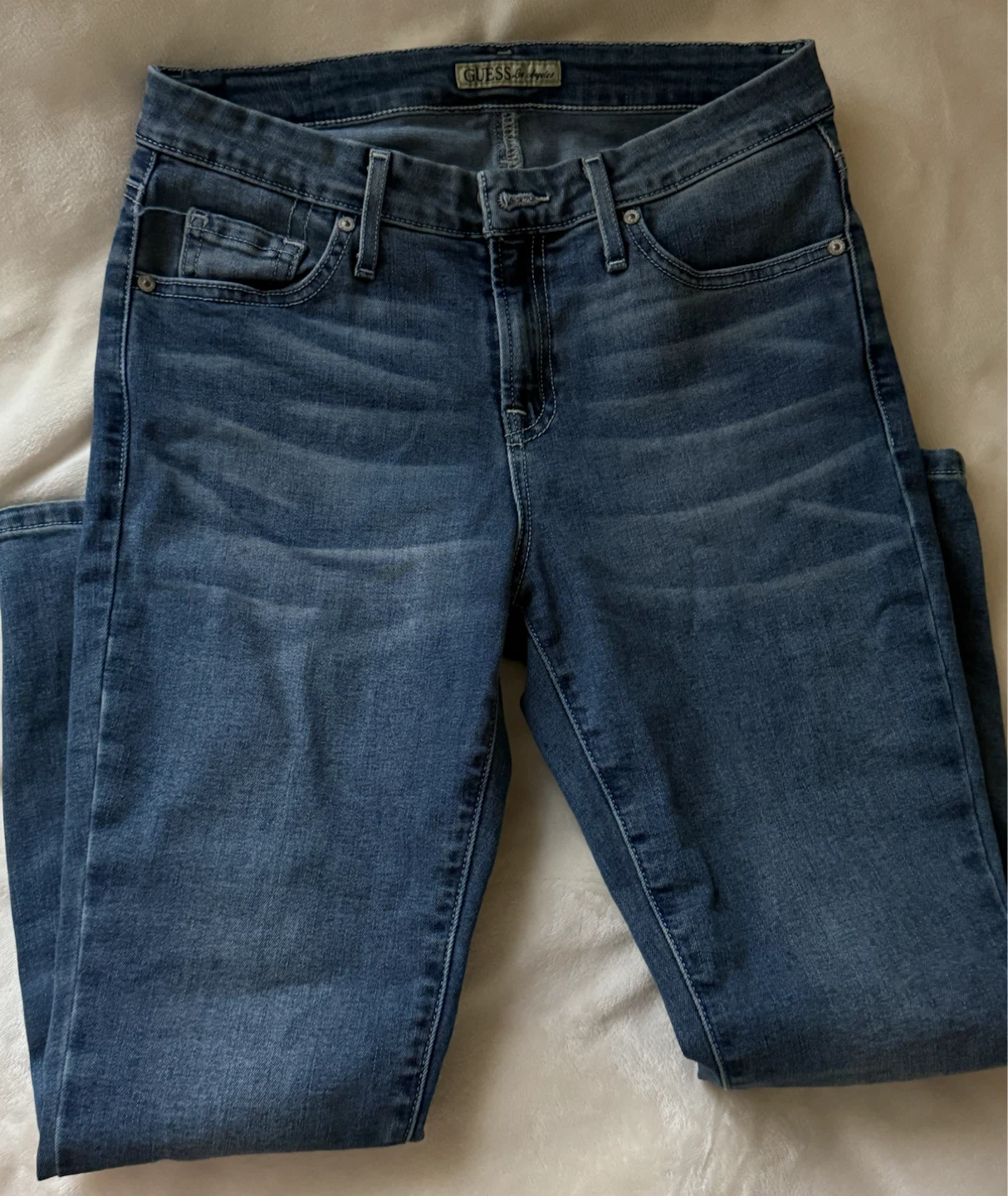 Guess Cropped Skinny Jeans – Size 28