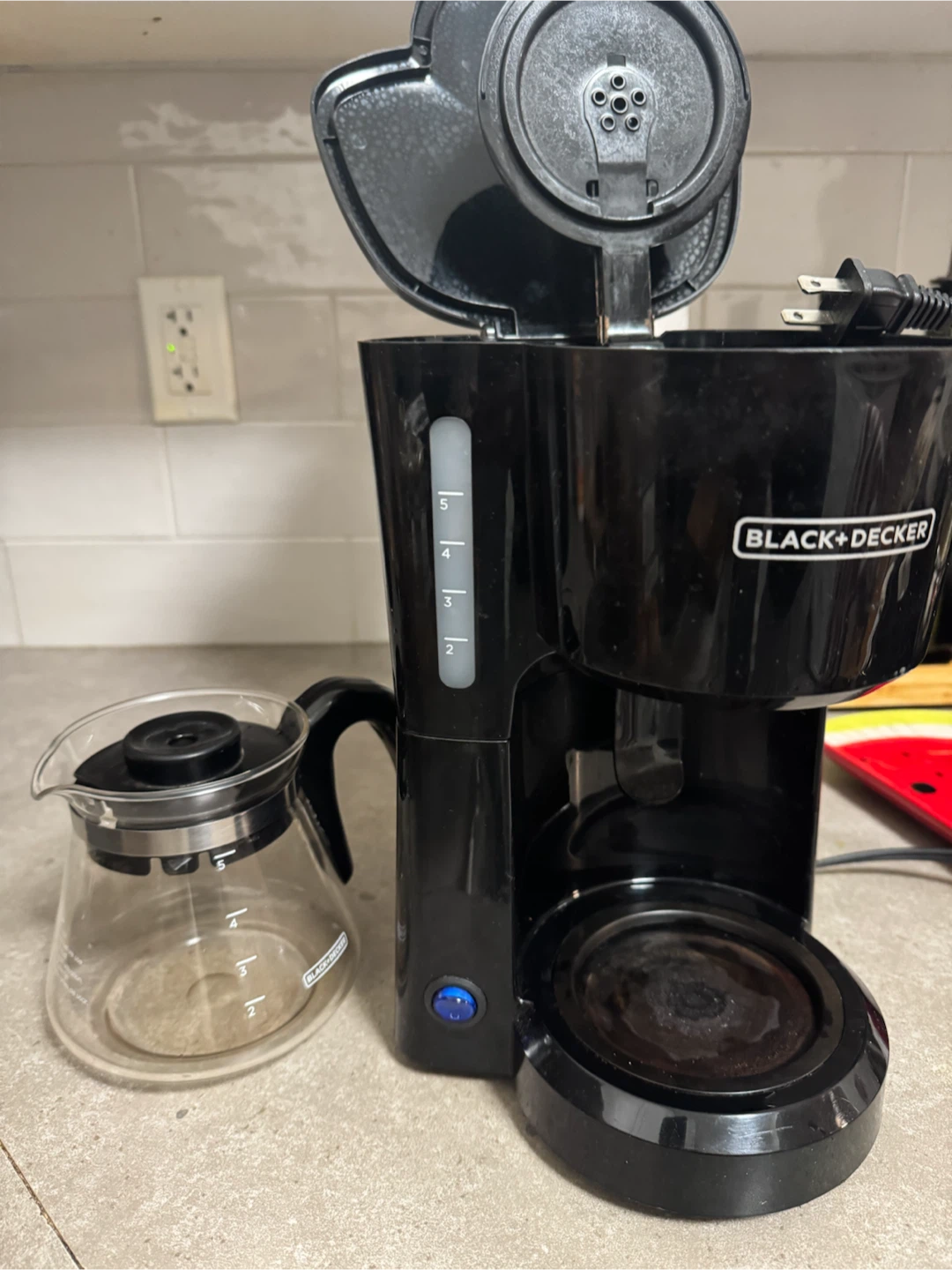 Black+Decker 5-Cup Coffee Maker - photo 3