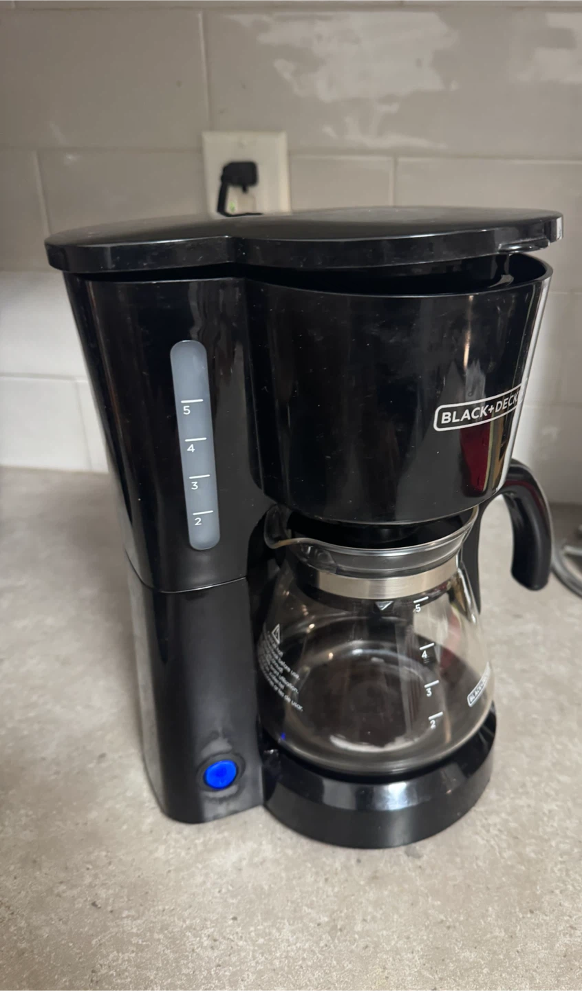 Black+Decker 5-Cup Coffee Maker - photo 5
