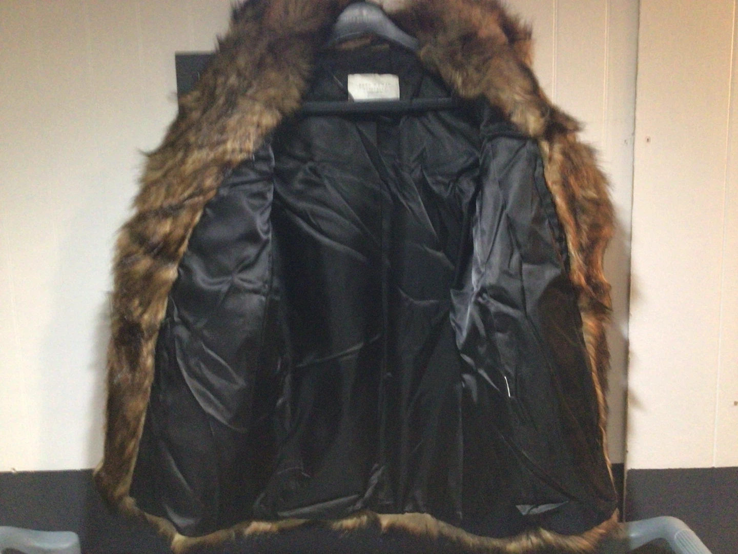 Faux fur jacket - photo 2