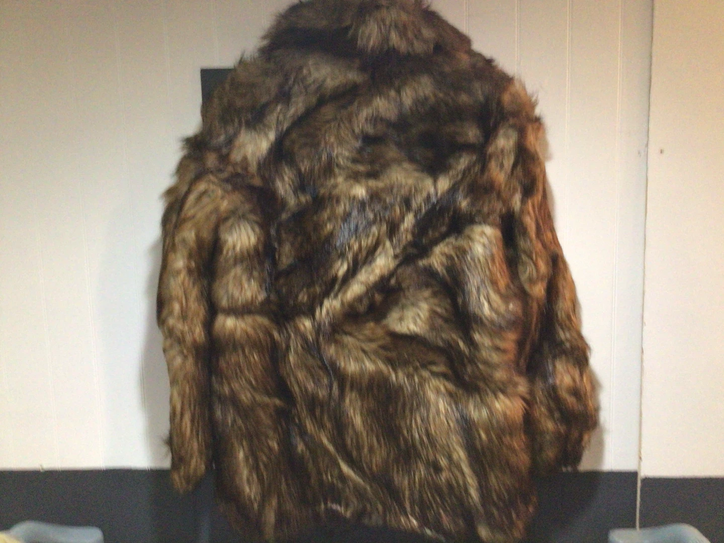 Faux fur jacket - photo 5