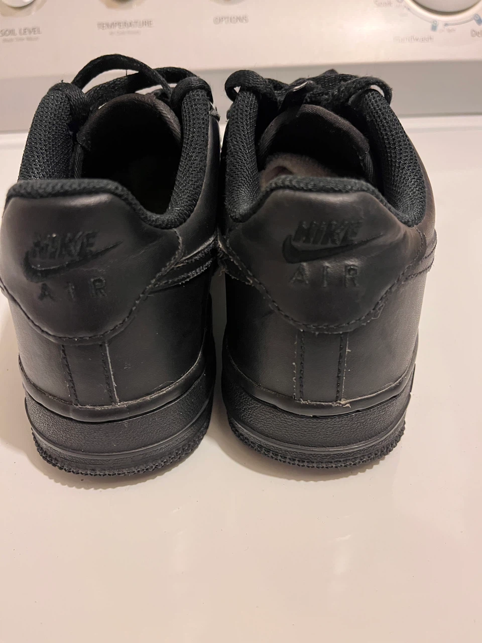 Nike Air Force 1 Black Sneakers Size 5.5Y - photo 3