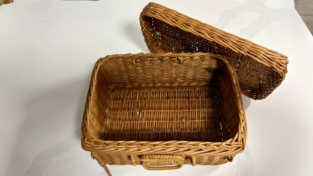 Wicker Picnic Basket with Lid