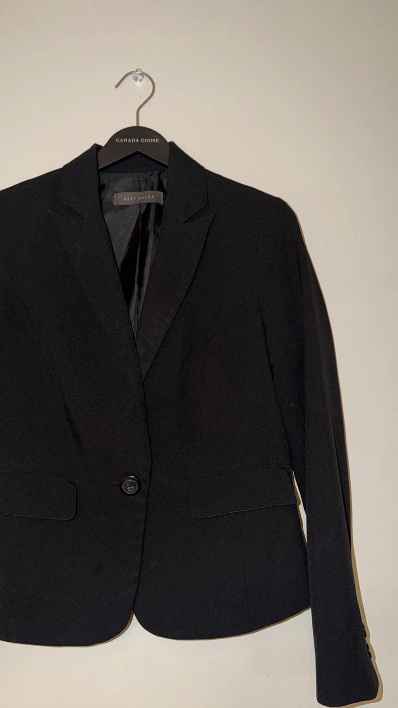 Suzy Shier Black Blazer
