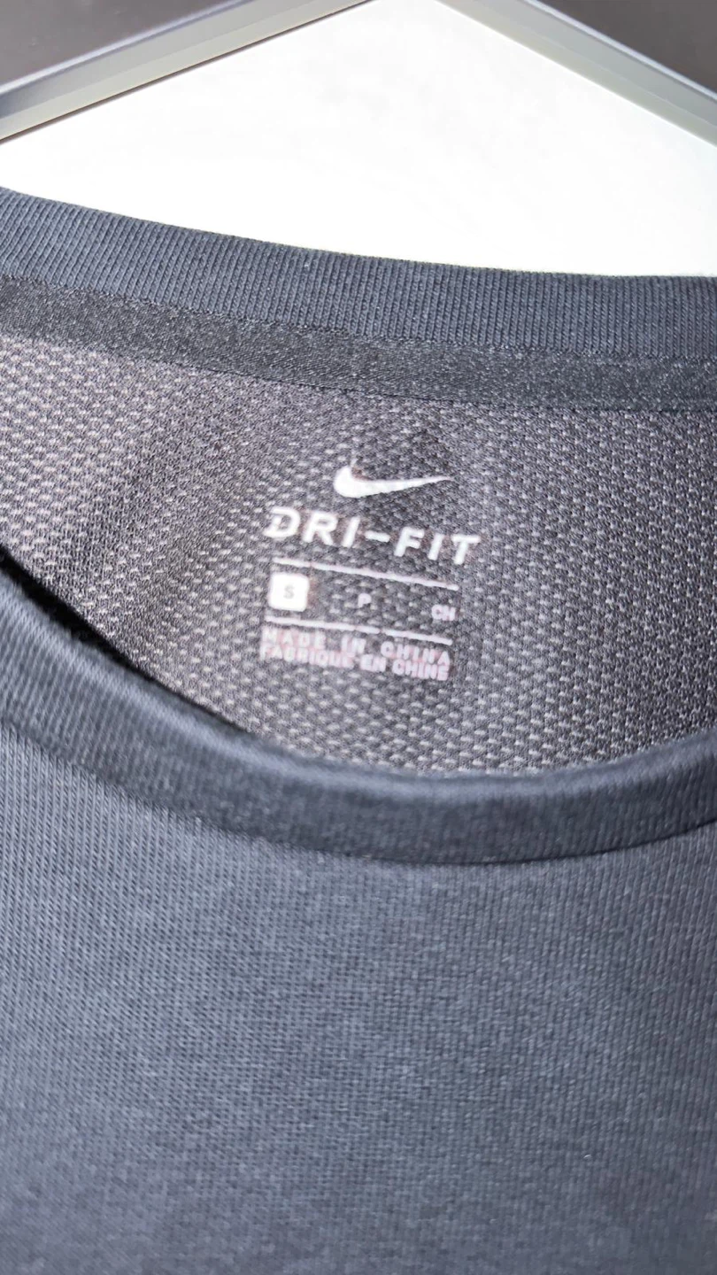 Nike Dri-Fit Training Crop Top - photo 2